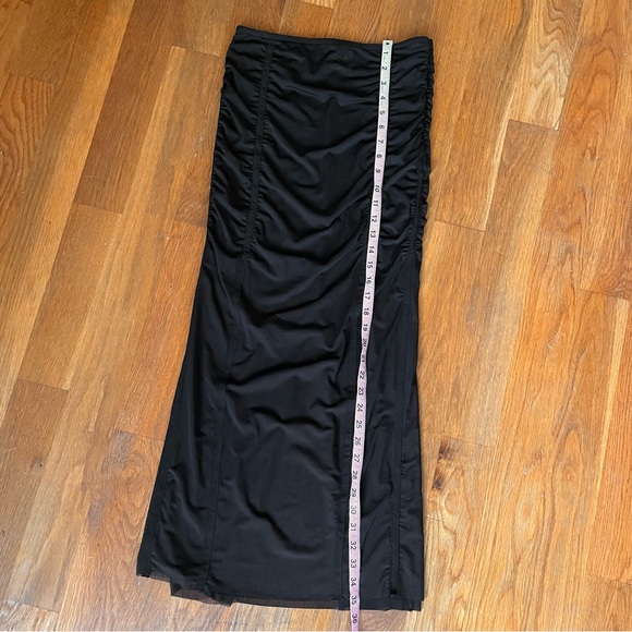 Sheer Mesh Maxi Pencil Skirt with Slit - S - Picture 5 of 8